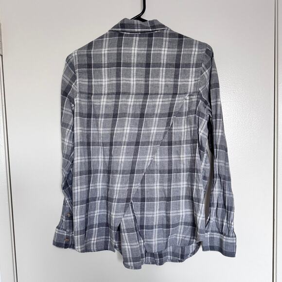Marine Layer Meadow Plaid Button Down in Grey Size Medium - Picture 4 of 5